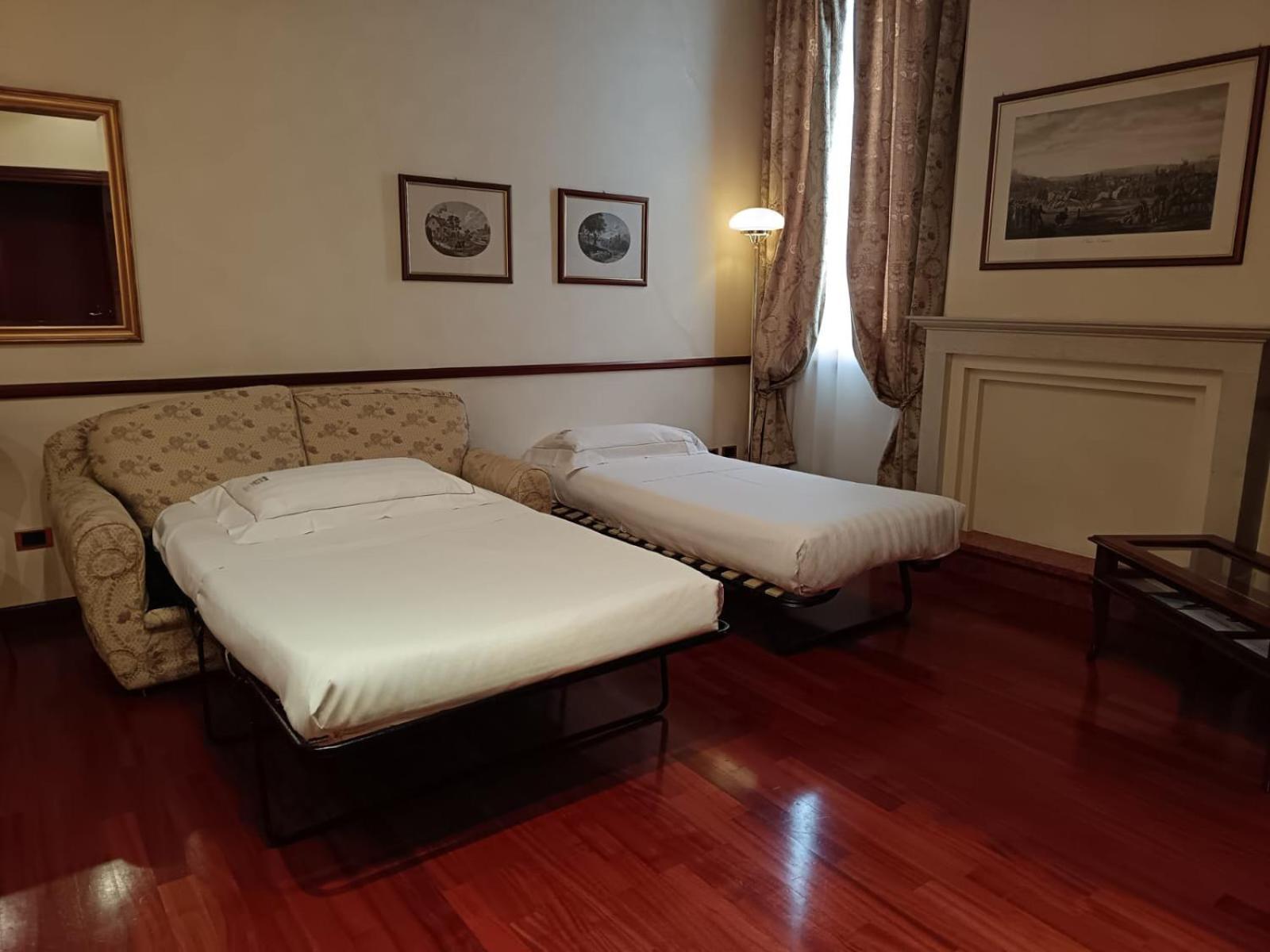 Phi Hotel Dei Medaglioni Корреджио Экстерьер фото